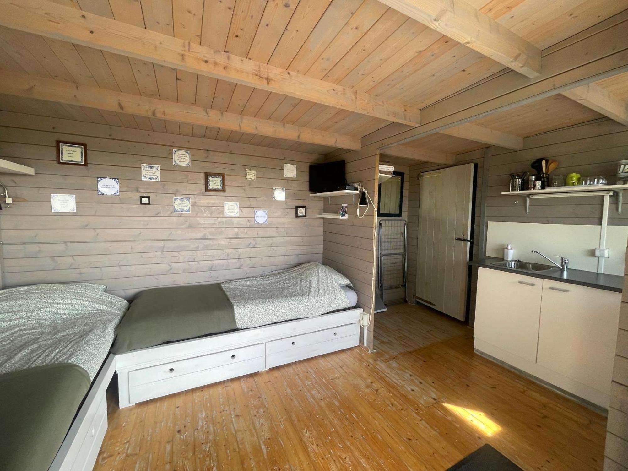 Logeerboerderij De Salix Βίλα Hitzum Εξωτερικό φωτογραφία